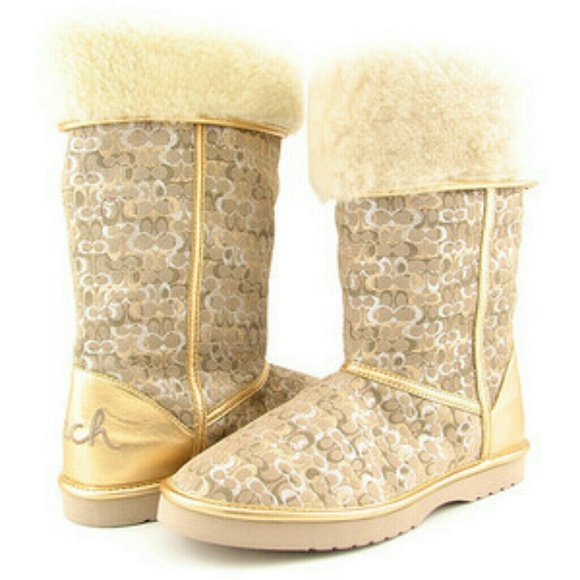 boots comparable to muck